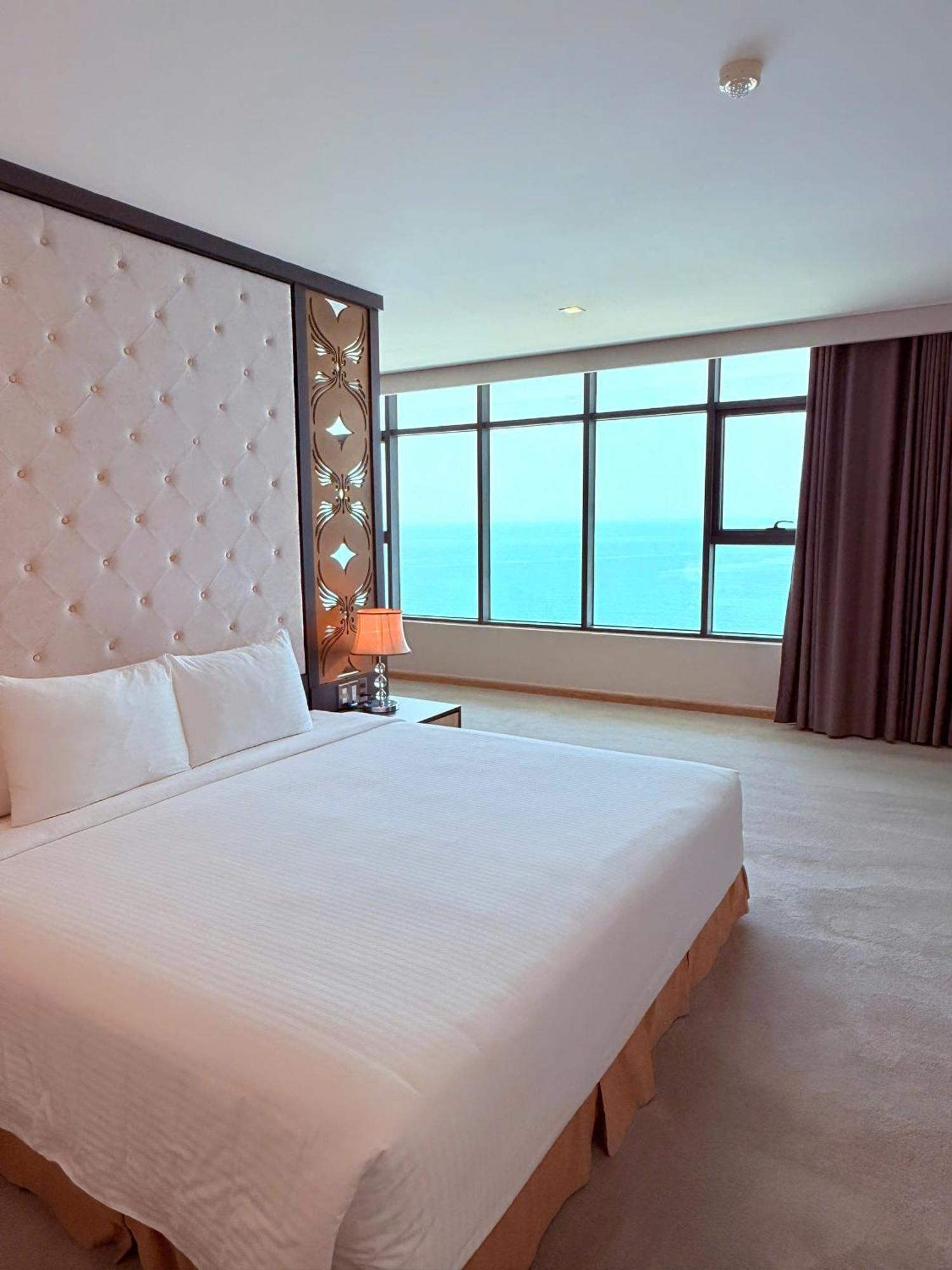 Muong Thanh Luxury Nha Trang Hotel Екстериор снимка